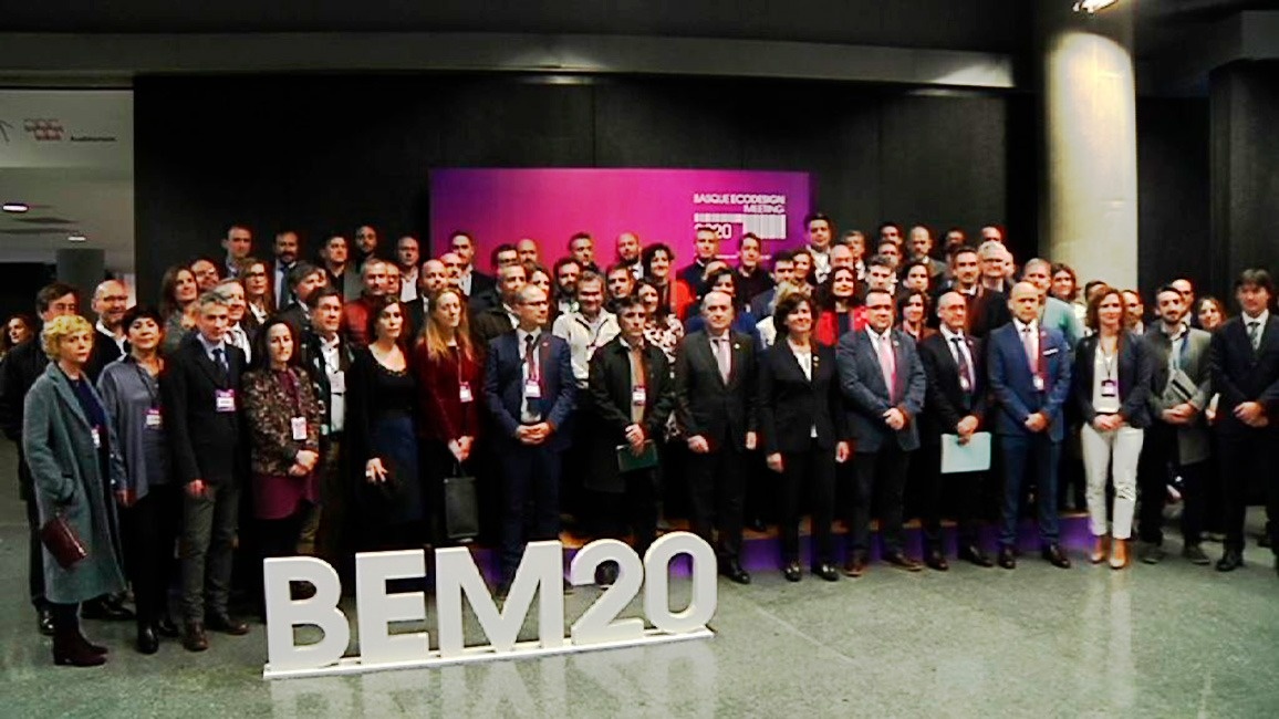 Imagen de grupo de los especialistas de diseño industrial de producto en el BEM 2020 (Basque ECO Design Meeting)