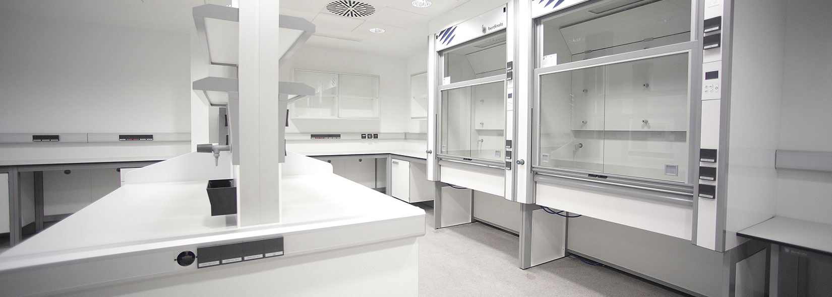 Picture of a laboratory designed by Burdinola